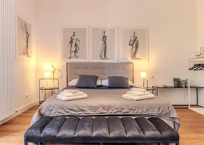 アパート Blue Luxury コモ