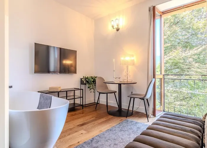 아파트 Blue Luxury